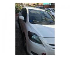 Yaris sedan full 46mil kms