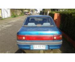 vendo auto mazda 323