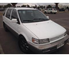 Hyundai santamo 2.0 Familiar 3 corrida de asiento