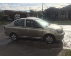 Toyota Yaris 2004 Full Equipo