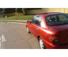 Daewoo lanos año 2001 semi full