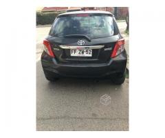 Toyota New yaris sport GLI 1.3 año 2013