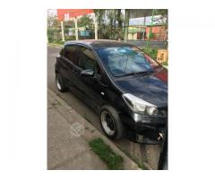 Toyota New yaris sport GLI 1.3 año 2013