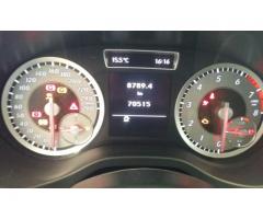 Extraordinario vehículo Mercedes Benz A200 en excelente estado
