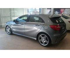Extraordinario vehículo Mercedes Benz A200 en excelente estado