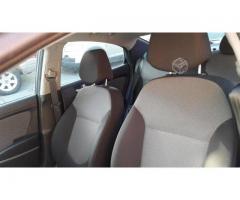Hyundai accent 2012
