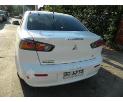 Mitsubishi lancer 2011