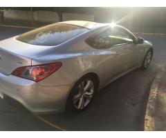 Hyundai Genesis 2.0 Turbo año 2011