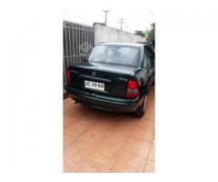 Chevrolet Corsa, Sedan 4 puertas