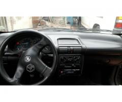 Chevrolet Corsa, Sedan 4 puertas