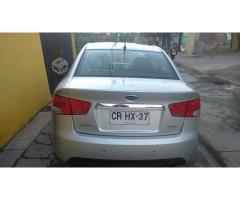 Kia cerato 2010