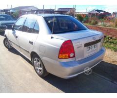 Hyundai accent 2004