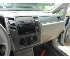 Nissan tilda 2008