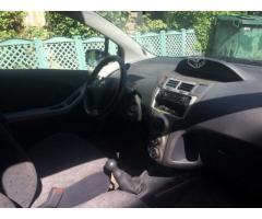 TOYOTA YARIS 2009 exelente