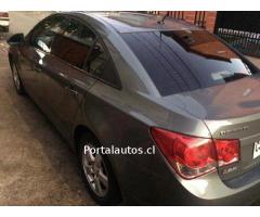 chevrolet cruze 2011 por apuro