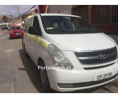 Vendo HYUNDAI - H1 año 2011