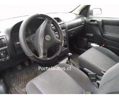 Chevrolet Astra año 2000