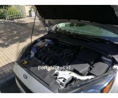 FORD FOCUS 2.0 COMO NUEVO