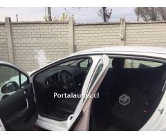 PEUGEOT 308 año 2008