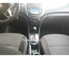 taxi basico Hyundai Accent 2014