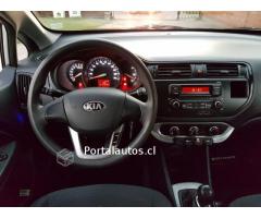 KIA RIO 4 año 2013 unico Dueño 65.000KM