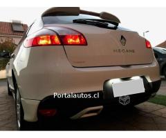 Renault Megane III, año 2011, con Kit deportivo. Conversable