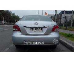 Toyota yaris xli año 2011