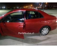 Toyota new yaris año 2011