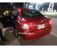 Toyota new yaris año 2011