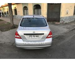Nissan tida tiida automático año 2012
