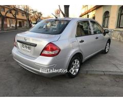 Nissan tida tiida automático año 2012