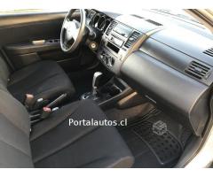 Nissan tida tiida automático año 2012