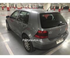 Volkswagen golf 2.0 año 2003 Perfecto estado