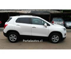 VENDO CHEVROLET TRACKER SEMI NUEVO