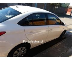 Toyota New Yaris GLI Full
