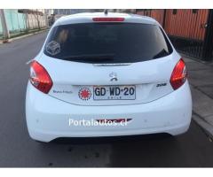 Peugeot 208 2014 top de linea