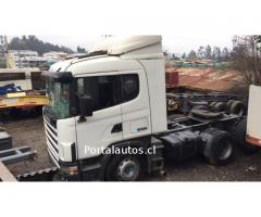 Se vende Camión Scania Serie 4 360 HP Blanco.