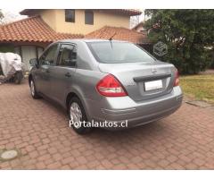 Nissan tiida 2011