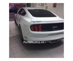 Ford Mustang GT 2015.