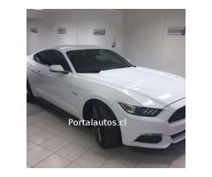 Ford Mustang GT 2015.