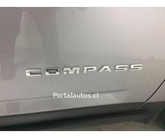 Jeep Compass 2016.
