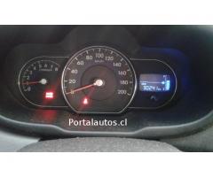 hyunai i10 1.1 FL GLS AC