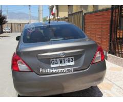 Nissan versa
