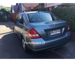Nissan tiida 2011