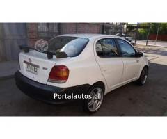 Toyota yaris 2003