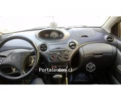 Toyota yaris 2003