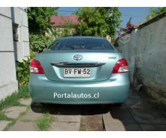 Toyota yaris 2009