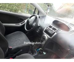 Toyota yaris gli 2009