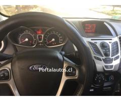 Ford fiesta titanium 2013