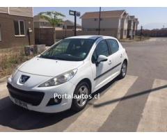 Excelente Peugeot 2017 premium